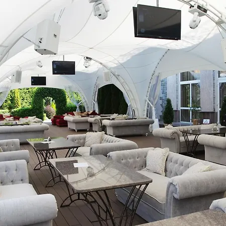 Kamelot Hotel Kamenitsa