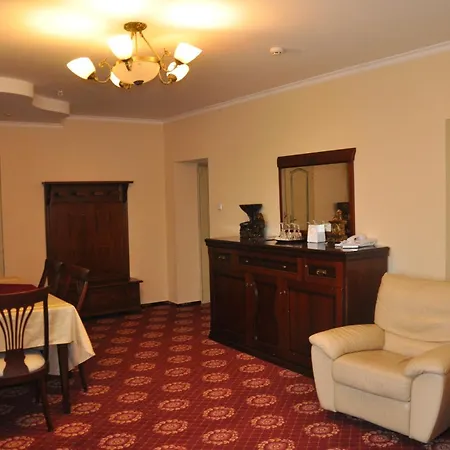Kamelot Hotel Kamenitsa