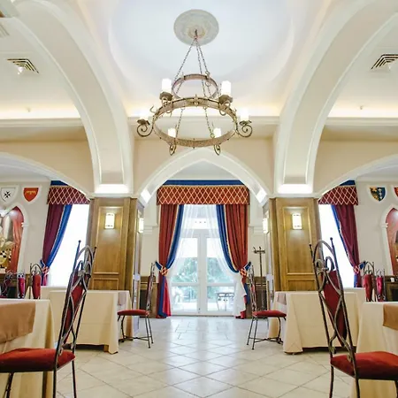 Hotel Kamelot 4*
